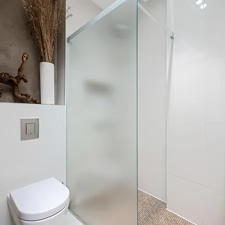 5 Stories Luxury&Space In The Old Town With Care For You Tallinn Exterior photo