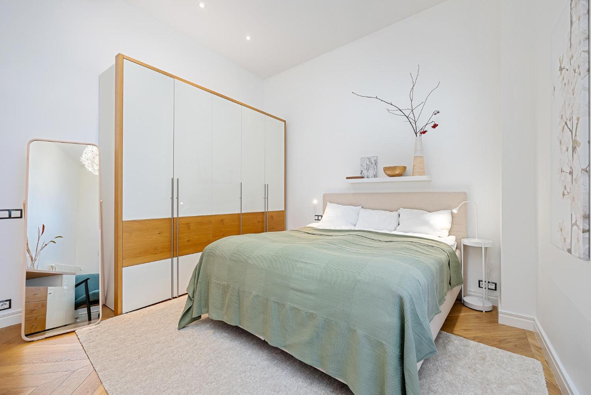 5 Stories Luxury&space In The Old Town With Care For Апартамент *